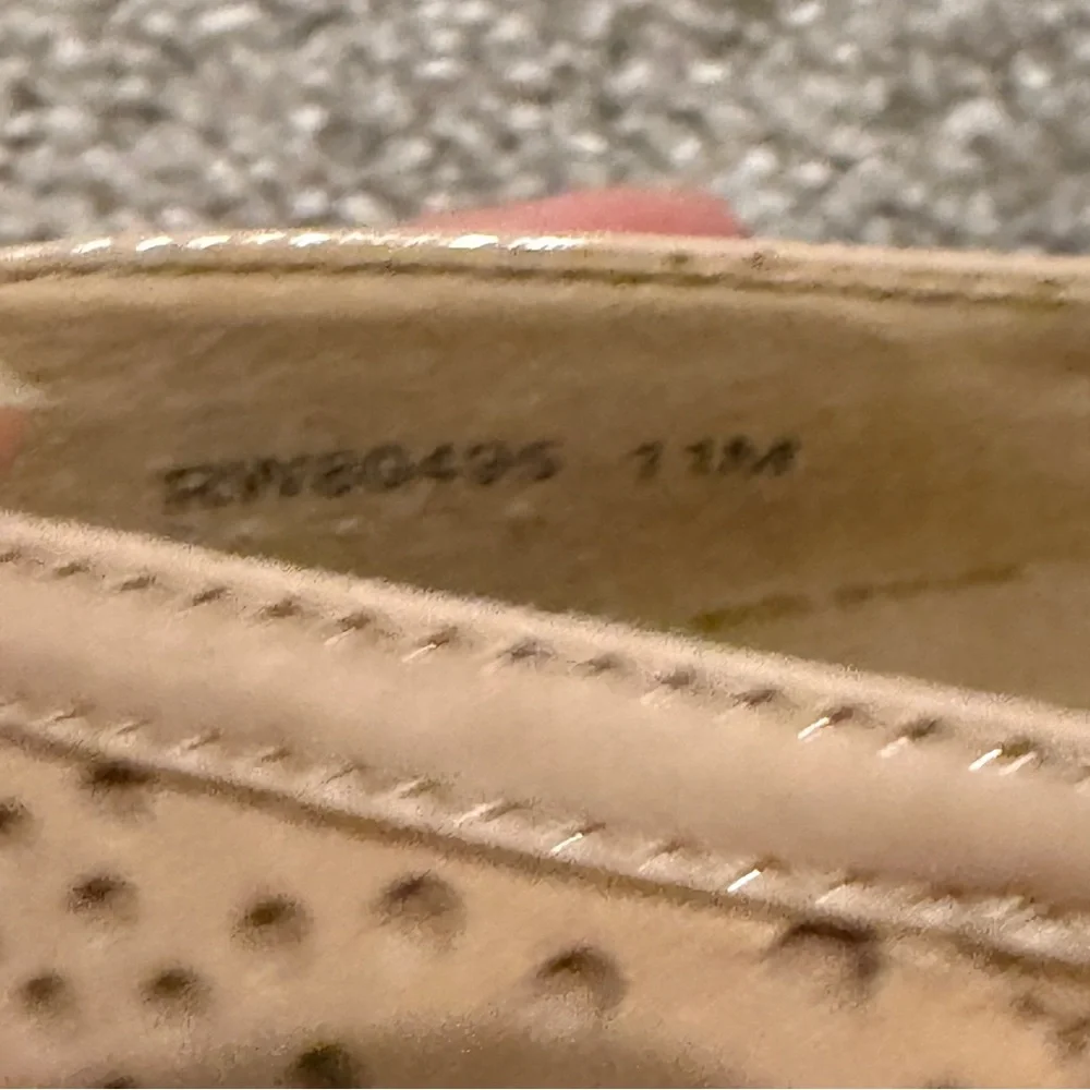 Stuart Weitzman Perfecto Nude Perforated Suede Peep Toe Wedge Pumps Size 11 M - Picture 9 of 10